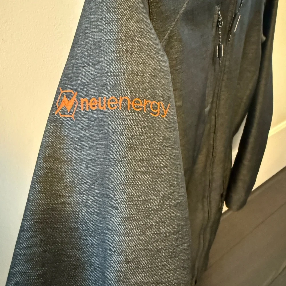 Stormtech fall/winter jacket - Picture 4 of 8